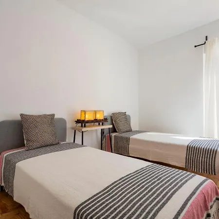 Dona Meia By Interhome