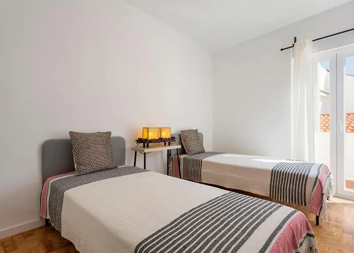 Dona Meia By Interhome