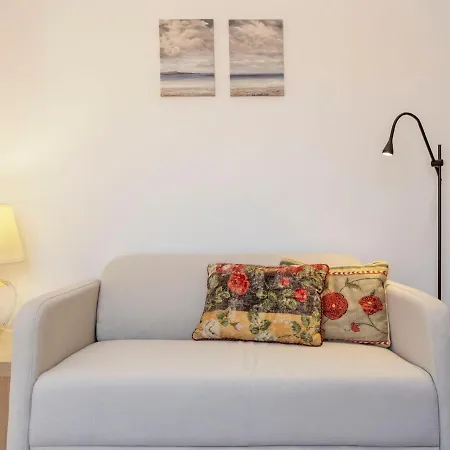 Dona Meia By Interhome