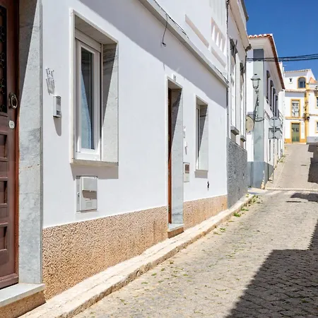 Dona Meia By Interhome * Lagos